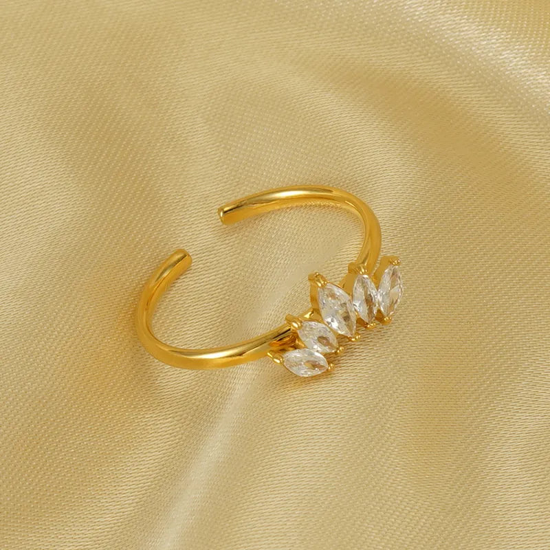 Anillo Queen of Zircons