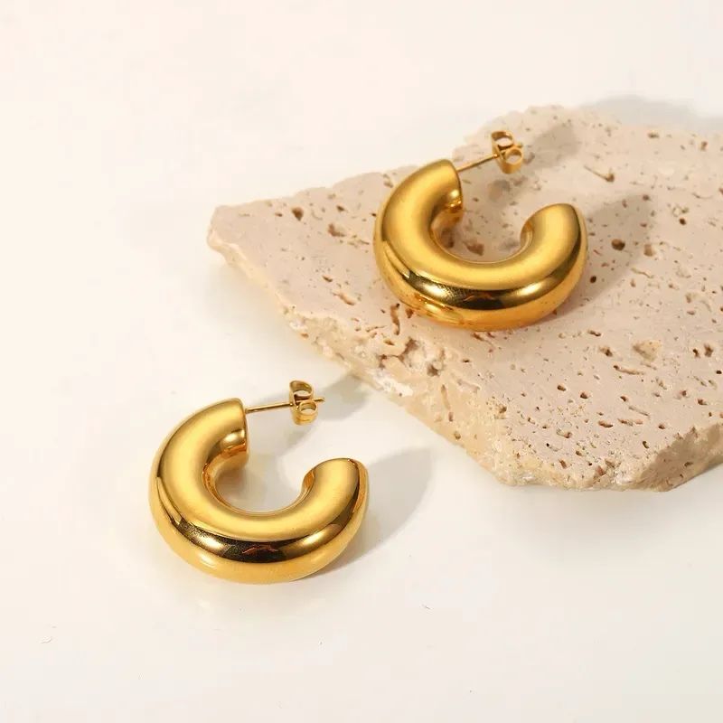 Aretes Chunky Gold Hoops