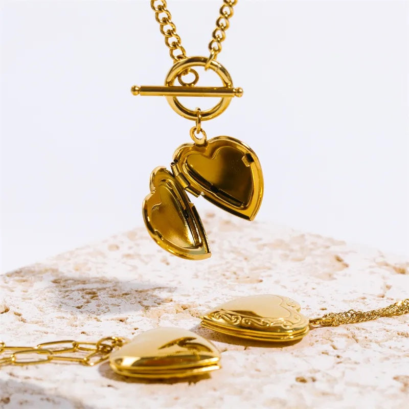 Collar Relicario Golden Heart